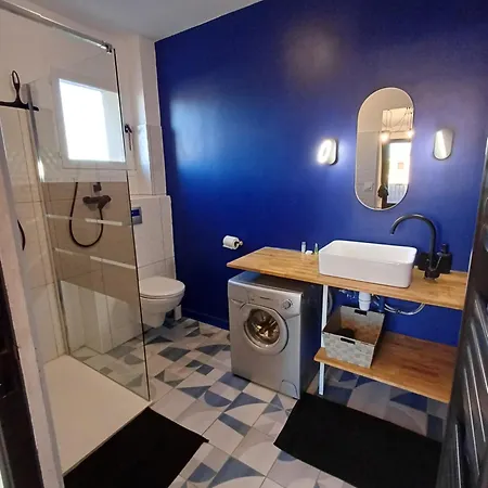 Apartament Tres Agreable Avec Balcon Et Wi-fi