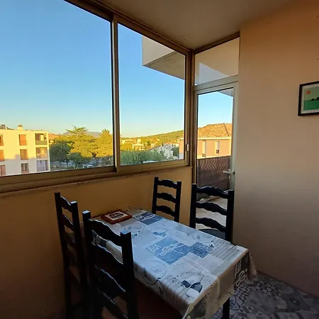 Apartament Tres Agreable Avec Balcon Et Wi-fi Sanary-sur-Mer