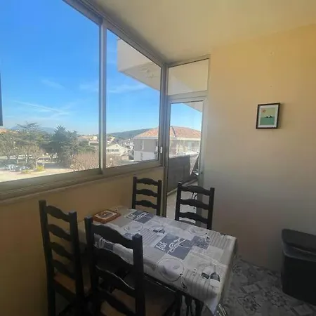 Tres Agreable Avec Balcon Et Wi-fi * Sanary-sur-Mer